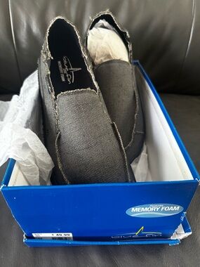Casual Slip-On Men's Shoes in Charcoal Gray